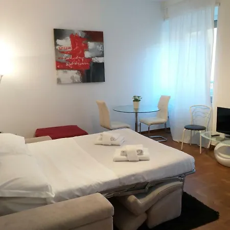 Magenta Suites - Nei Pressi Di Porta Nuova * 都灵
